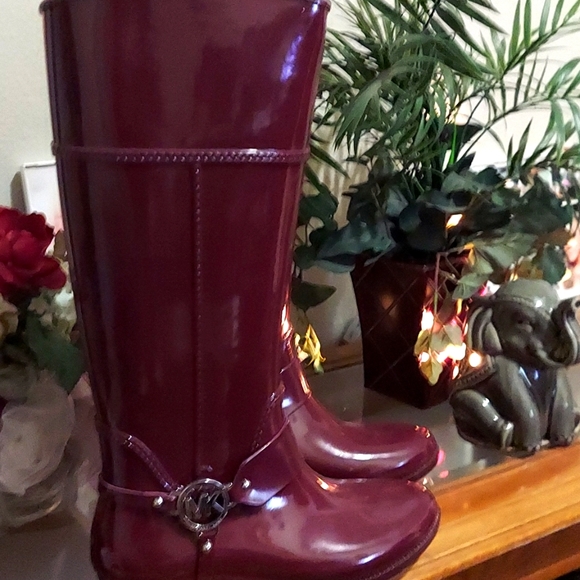 Brand New MK (Michael Kors) Rain Boots - Picture 1 of 4